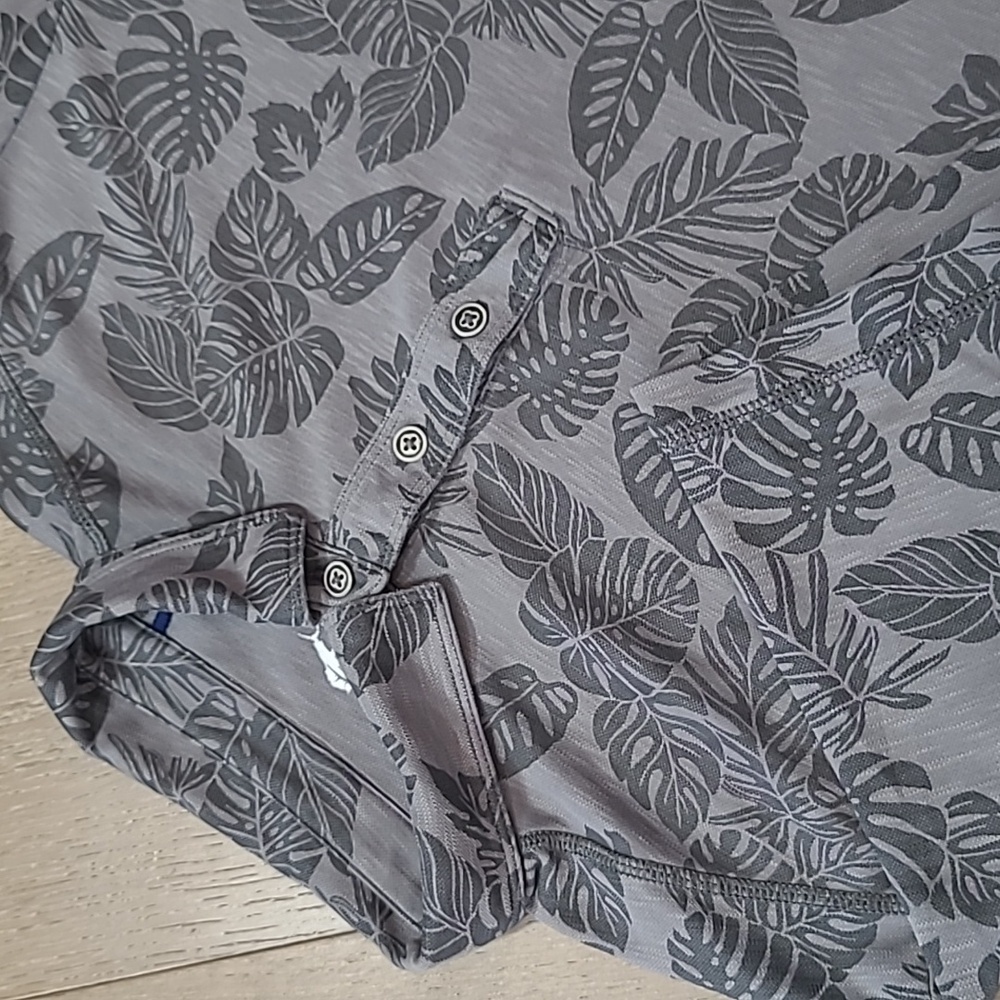 Tommy Bahama Shirt Men's sz L Charcoal Grey Palm Leaf 1/4 Button Polo Golf Shirt